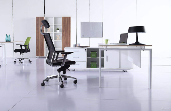 辦公家具磕碰了怎么辦？